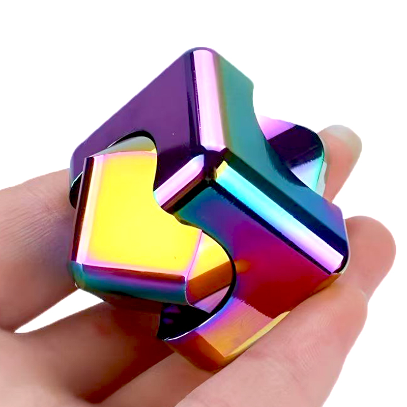 ลูกบาศก์สปินเนอร์อินฟินิตี้ทรง - Cool Office Tech Gadgets บทวิจารณ์และราคา