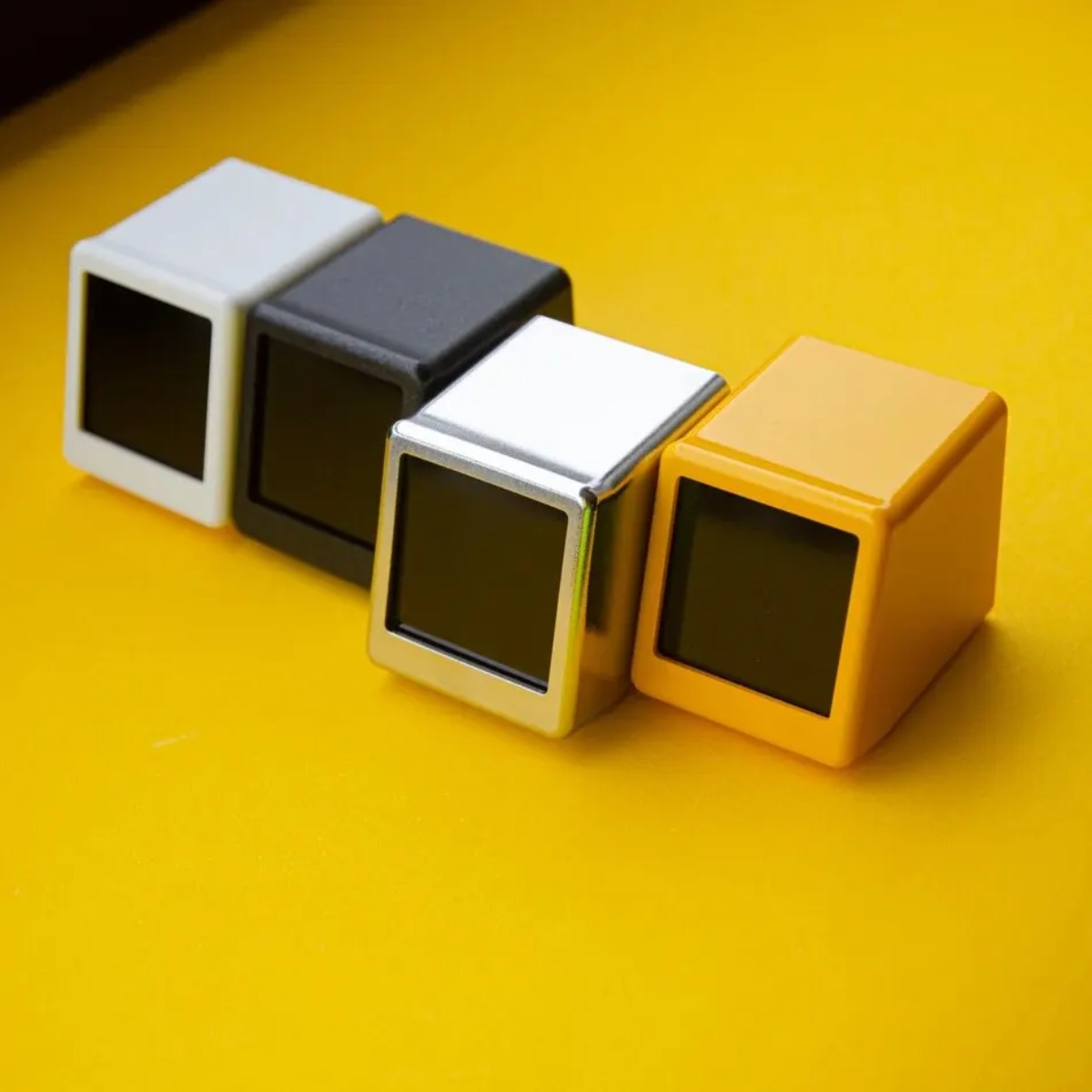นาฬิกาดิจิตอลตั้งโต๊ะขนาดเล็กพ - Cool Office Tech Gadgets บทวิจารณ์และราคา